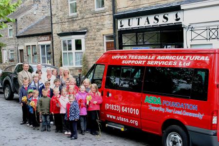 Young People's Drop In - Minibus