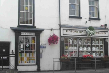 A fully accessible centre with high street access.